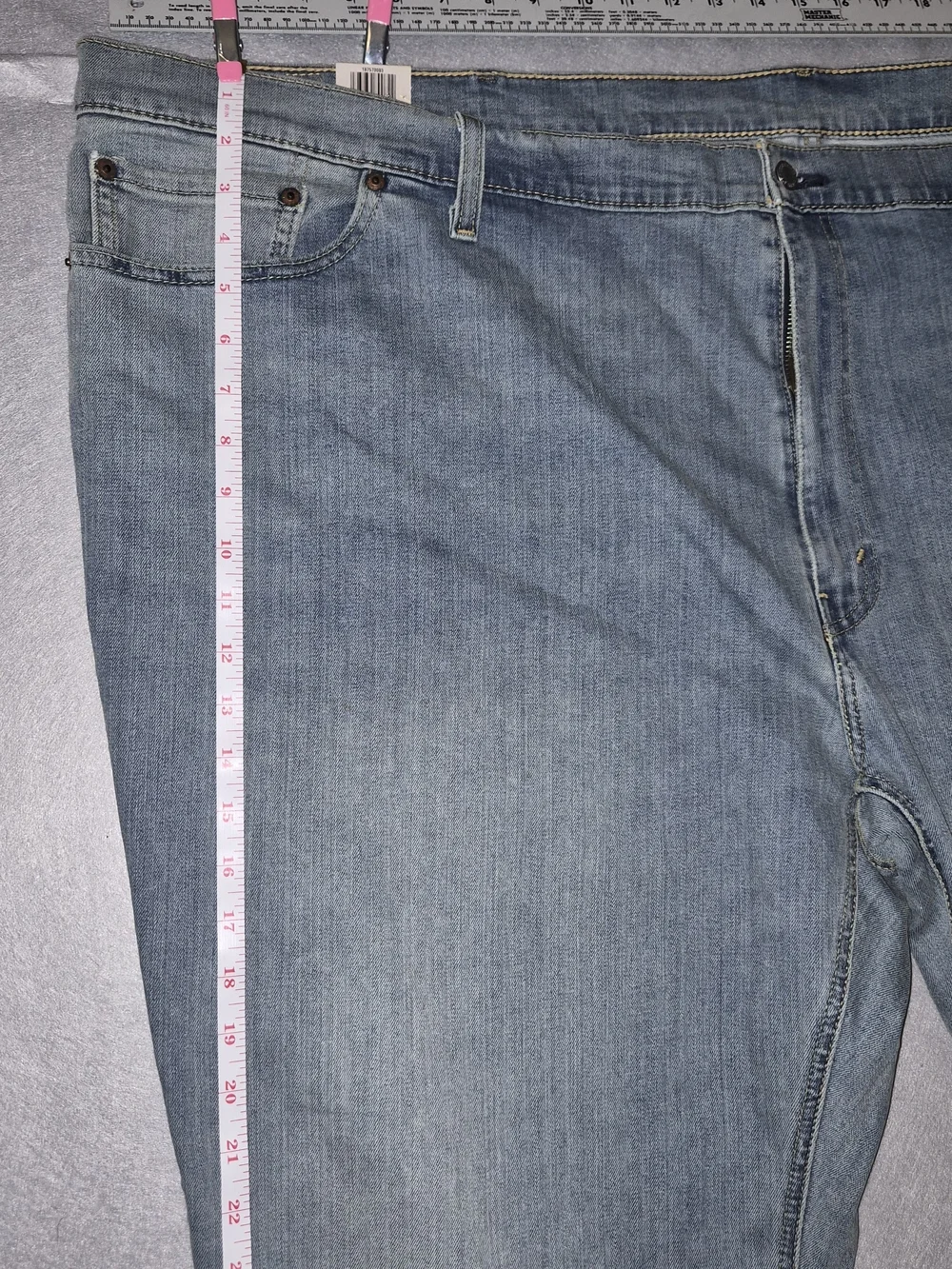 Levi's 541 Athletic Taper Stretch Jeans – Men's 58x28 – Light Wash